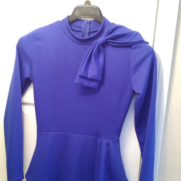 Dress - Picture 2 of 3